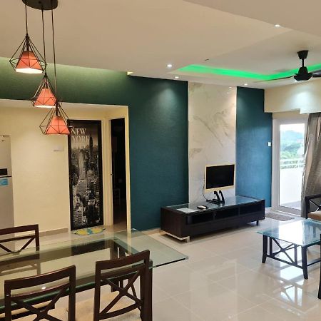 Sri Sayang Home Stay George Town Extérieur photo